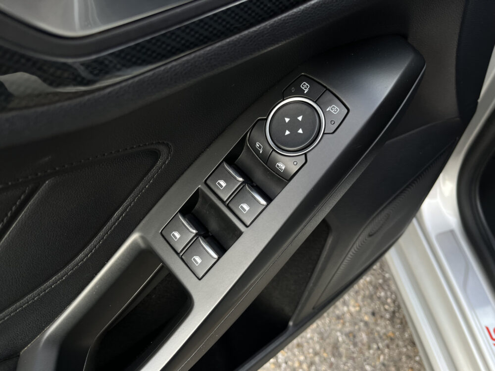 57701495-ford-focus-2019