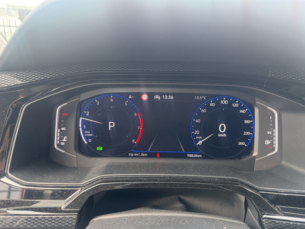 57724579-volkswagen-taigo-2023