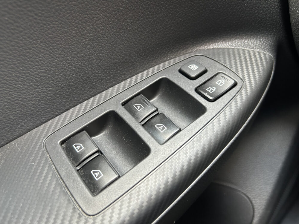 57814034-mitsubishi-eclipse-cross-2019