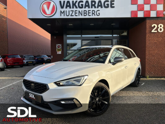57816348-seat-leon-2021